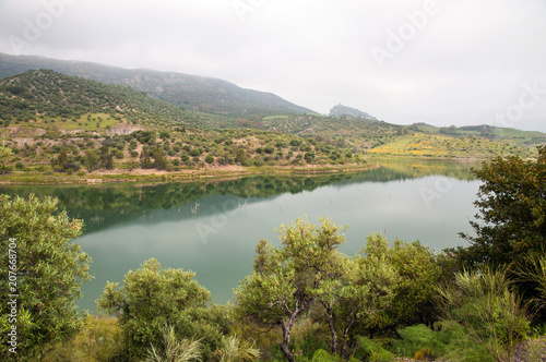 Embalse de Zahara in Andalusien  Stausee nahe Zahara de la Sierra