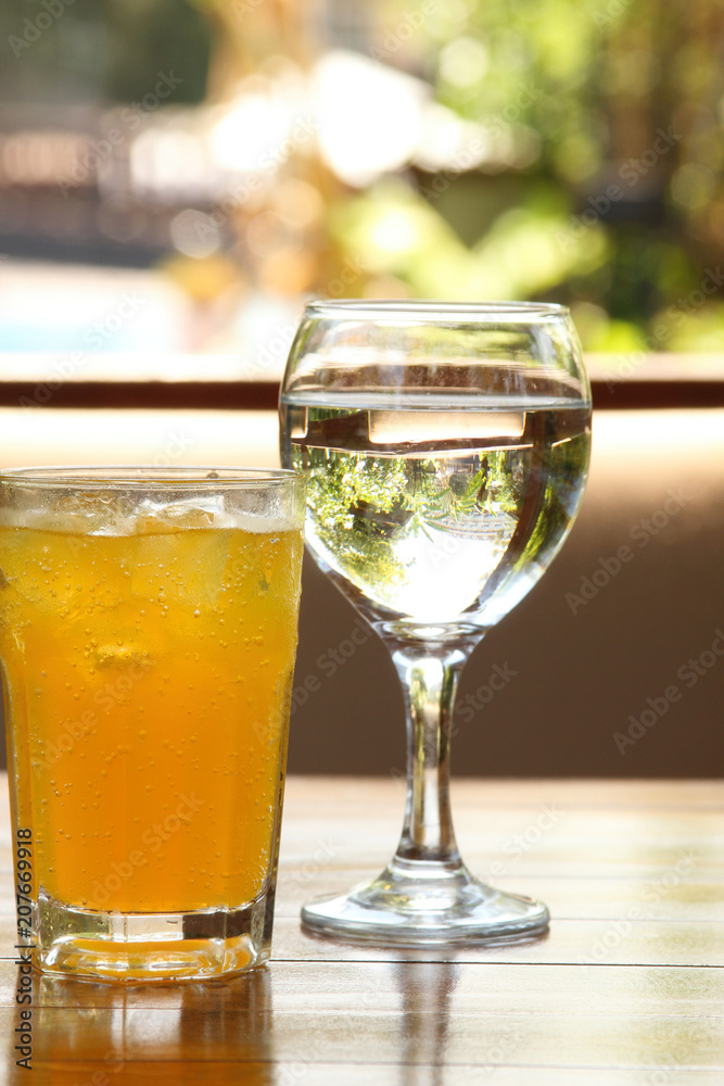 Carbonated drink with ice Carbonated drink with ice