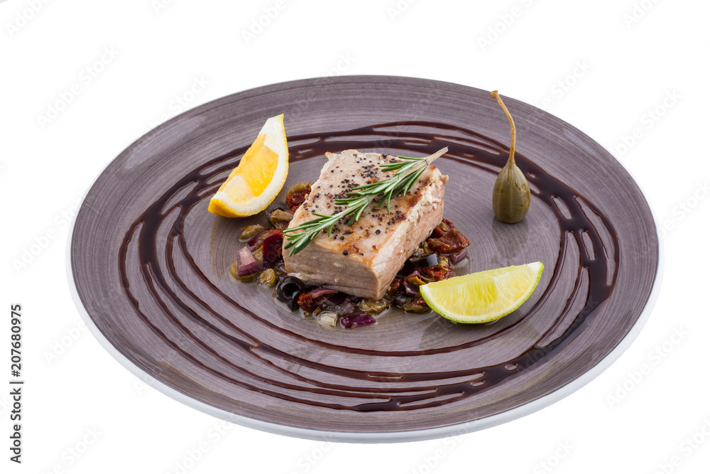 tuna steak on the dried tomatoes salad tuna steak on the dried tomatoes salad
