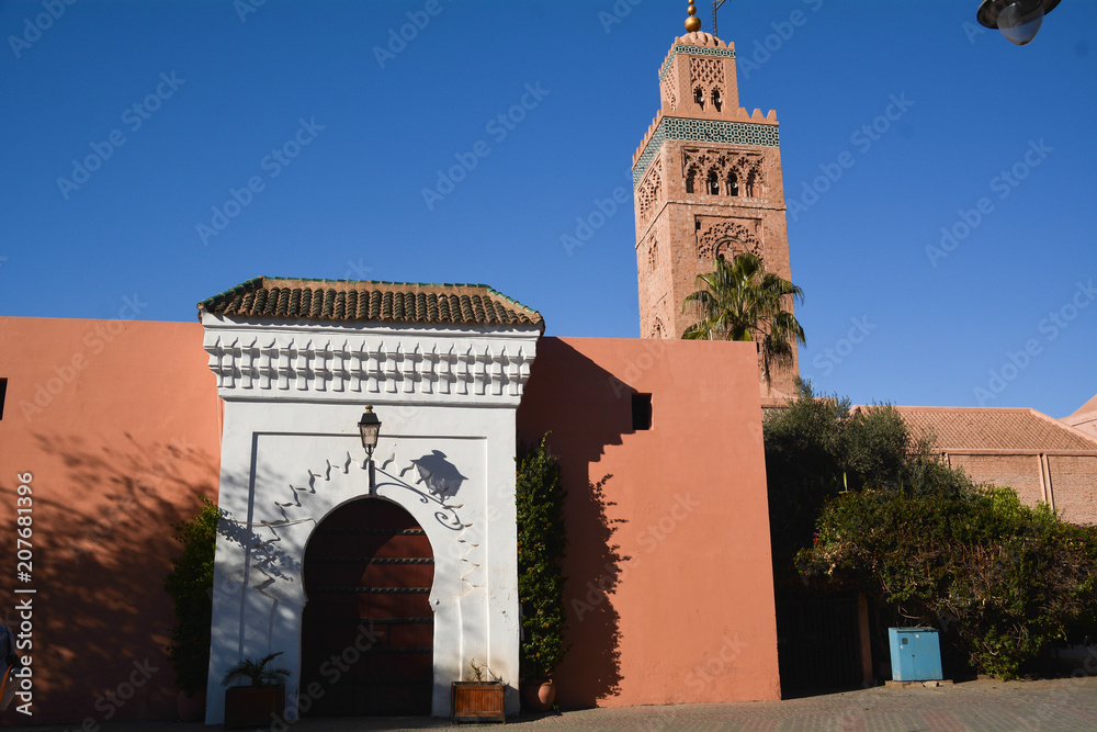 Naklejka premium Wearing a beautiful mosque