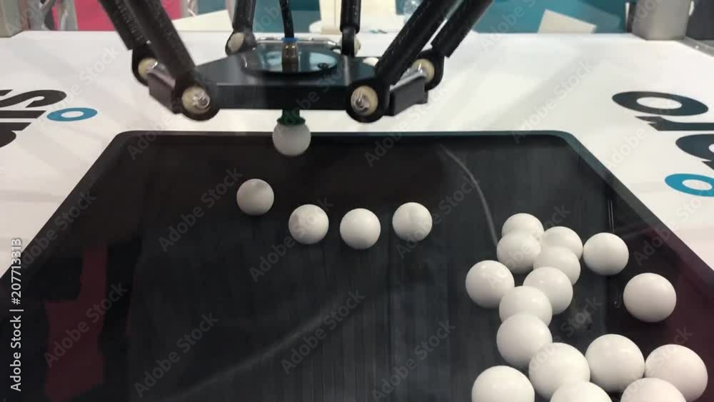 pick and place parallel robot. automation technology