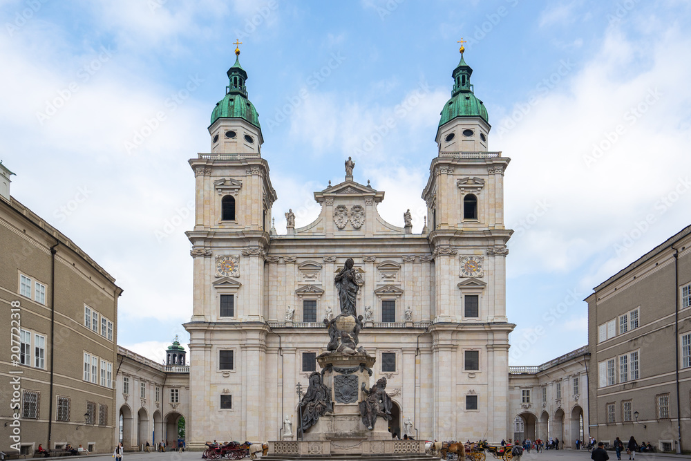 Obraz premium Salzburg Cathedral in Salzburg, Austria
