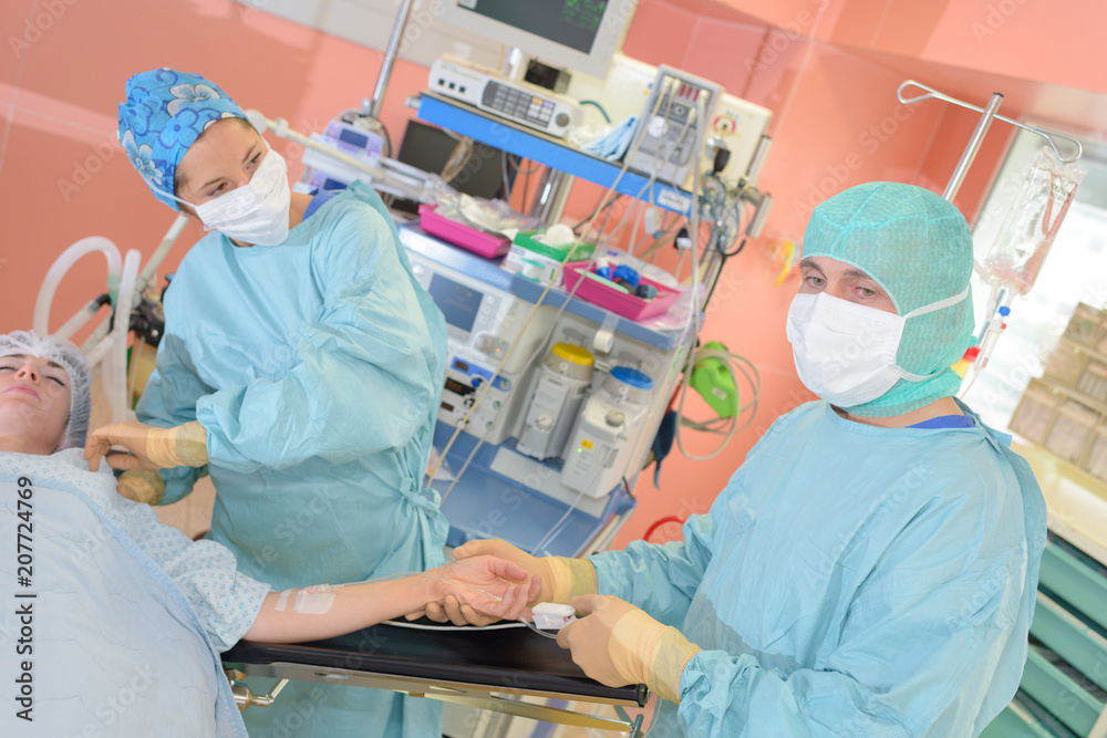 surgeon on the surgery surgeon on the surgery