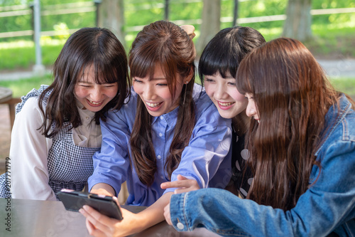 Foto 女子会イメージ 女子旅 複数