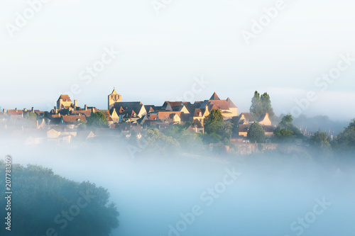 Konstfotografi Village of Domme in Dordogne department in France
