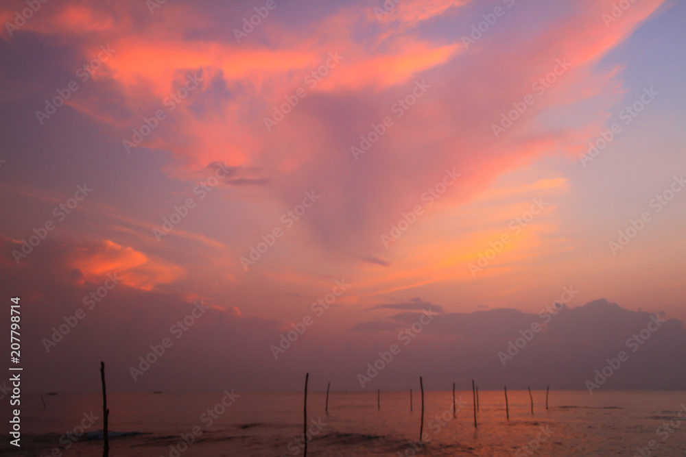Naklejka premium Beautiful sky at twilight time