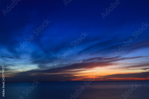 Fototapeta Naklejka Na Ścianę i Meble -  Beautiful sky at twilight time