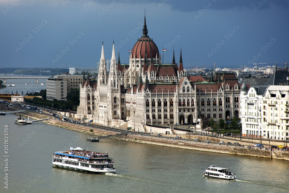 Obraz premium Cityscape image of Budapest, capital city of Hungary, Europe