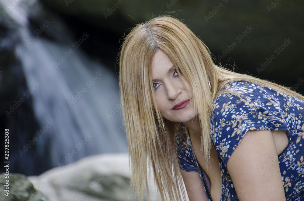 Donna e acqua Donna e acqua