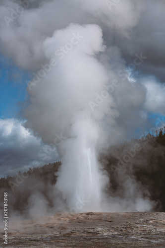 old faithful geyser,Old Faithful, Yellowstone National Park, USA