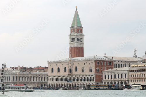 Palazzo Ducale and San Marco Square © ramiraise