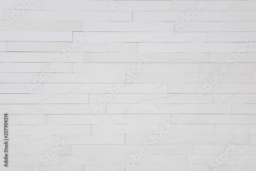 Tile wall with rough floor