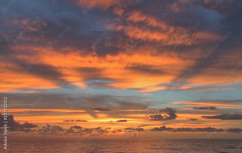 Naklejka premium Sunset