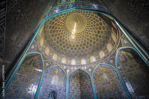 Sheikh Lotfallah Mosque in Isfahan, Iran