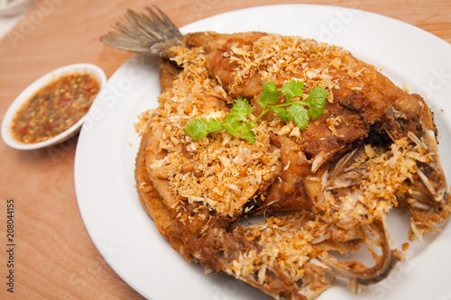 Fried fish with garlic - Pla Tod