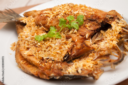 Fried fish with garlic - Pla Tod
