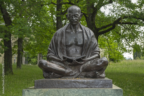 Foto Gandhi-Statue bei den United Nations in Genf, Schweiz