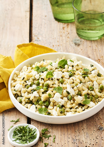 coquillettes petits pois feta