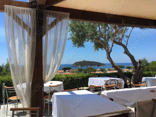 Fotografie Diamante Calabria Italy Resort Restaurant View of the Sea and an Island