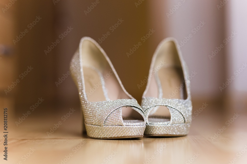 High heels shoes for women on their wedding day High heels shoes for women on their wedding day