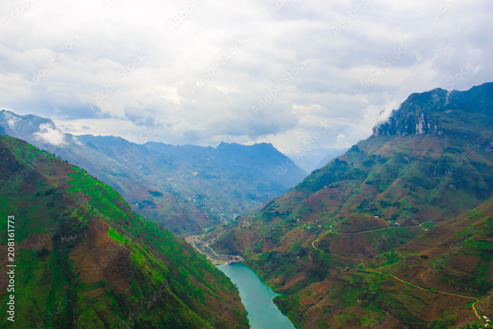 Fototapeta premium Incredible view of rice fields and green mountains in Vietnam
