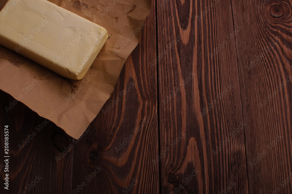 Margarine..Food product..Fresh cow butter..Unpasteurized butter