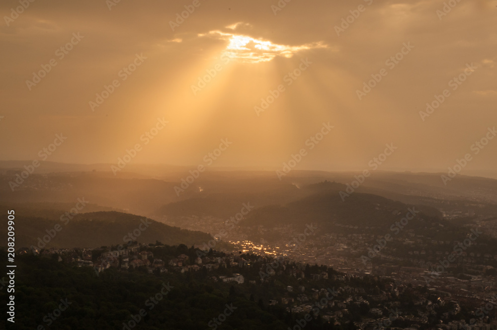 Sonnenstrahl auf Stuttgart Sonnenstrahl auf Stuttgart
