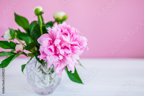 Fototapeta Naklejka Na Ścianę i Meble -  Pink peonies in vase