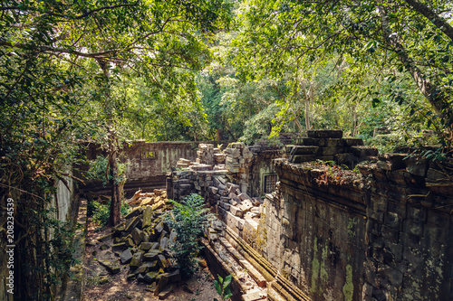 Ruins of the ancient temple of Beng Mealea.