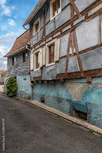 Fototapeta Naklejka Na Ścianę i Meble -  Old town in Alsace, Bergheim, Haut Rhin..