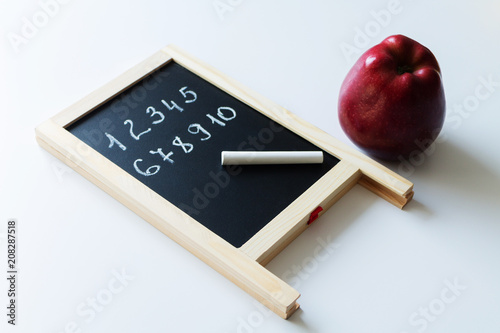 apple, red, school, blackboard, black, green, books, chalkboard, board, text, white, chalk, teacher, education, class, space, back, background, learn, lunch, classroom, concept, fruit, study, college