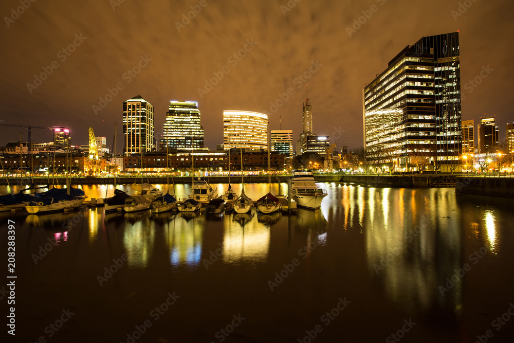 Obraz premium View of Puerto Madero in Buenos Aires