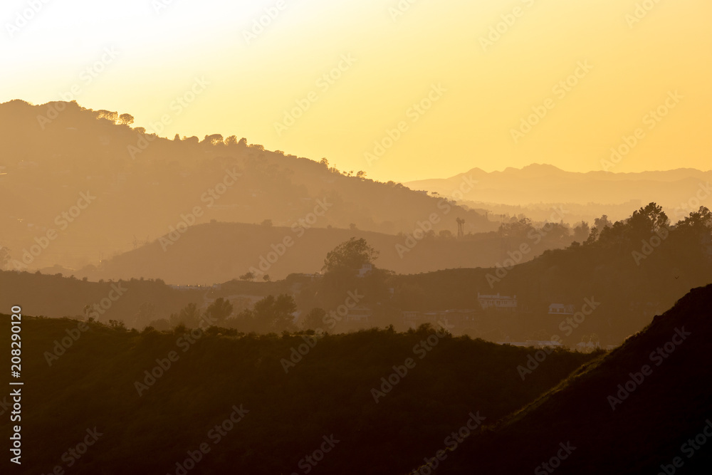 Obraz premium Sonnenuntergang in den Hollywood Hills