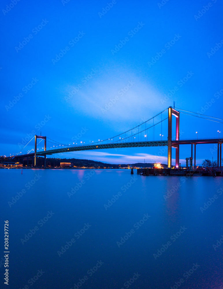 Obraz premium Suspension bridge at Gothenburg Sweden Connecting main land to Industrial area of Hisingen in west coast of Sweden