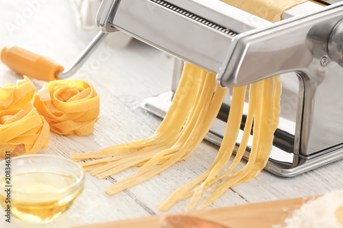 Fresh homemade pasta machin...