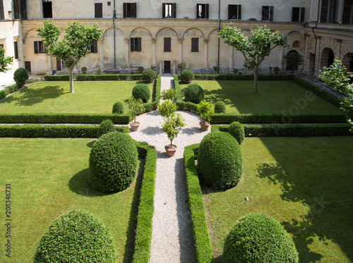 Foto Mantova, giardino palazzo Te