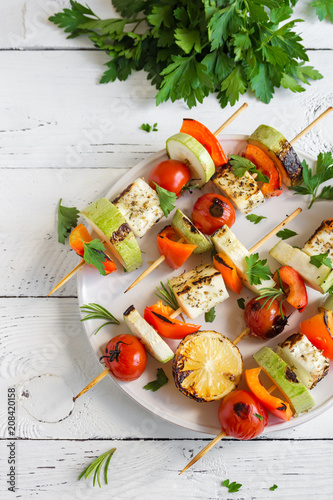 Vegetarian skewers with halloumi cheese