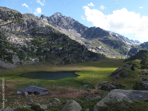 Alpy, Włochy - wspinaczka do schroniska Rif. Deffeyes