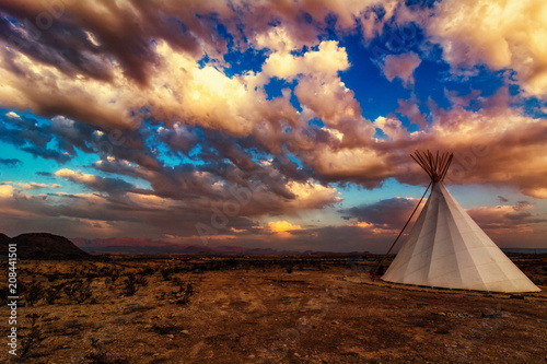 Fotografie, Obraz Teepee in the Mountains