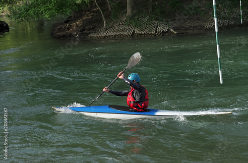 Kayaking in Marne river near Marne la vallée