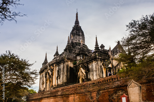 Shwegu Gyi Phaya, Old Bagan, Myanmar