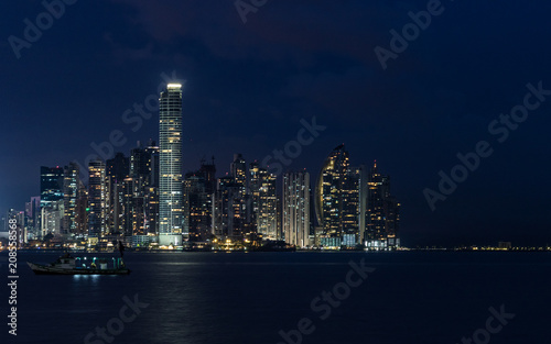 Noche en Panamá
