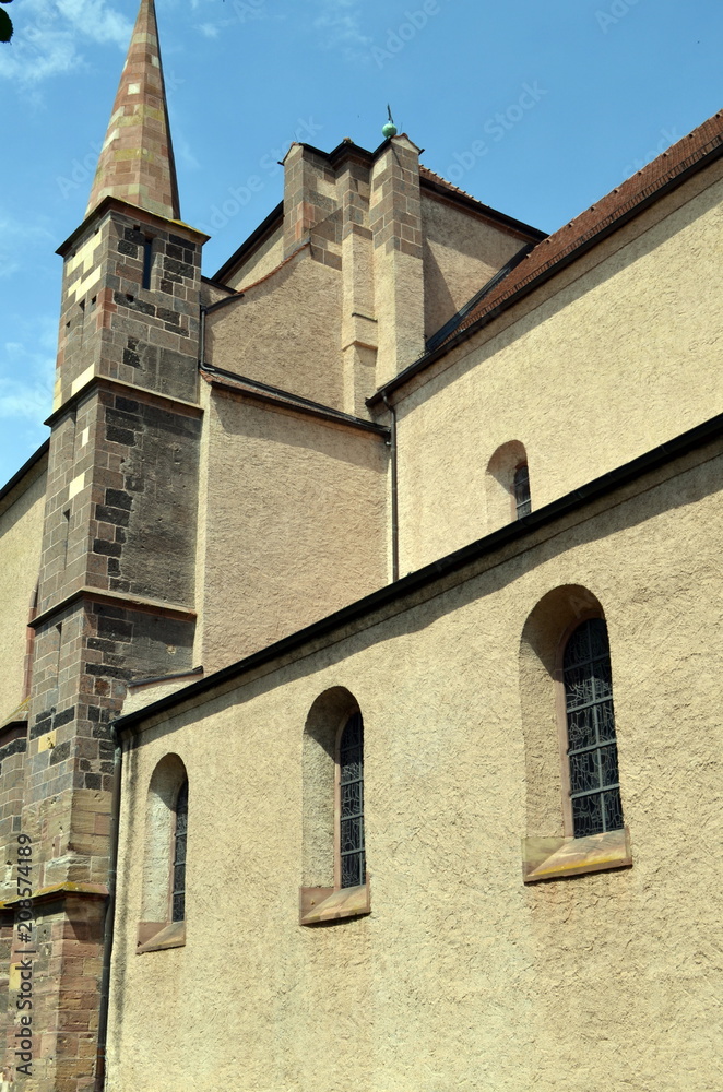 Fassadenausschnitt des Stephansmünsters in Breisach