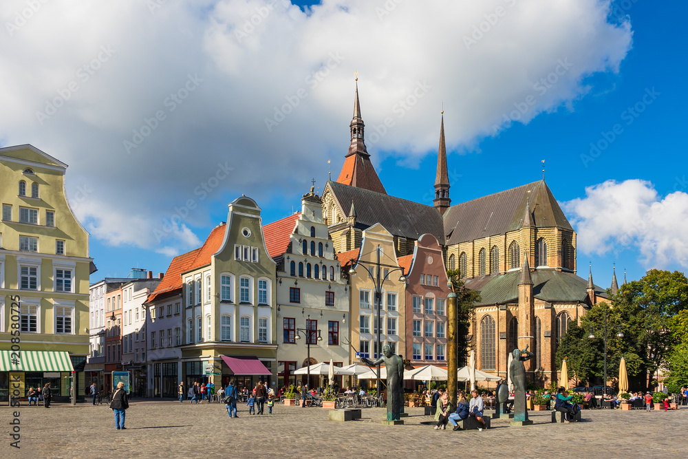 Blick über den Neuen Markt in Rostock