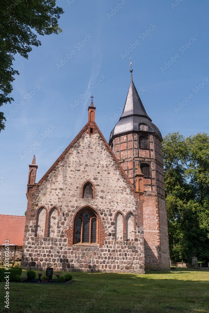 Frühgotische Dorfkirche Galenbeck - Mecklenburg-Vorpommern
