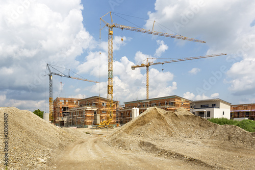 Rohbau eines Mehrfamilienhauses, Deutschland photo