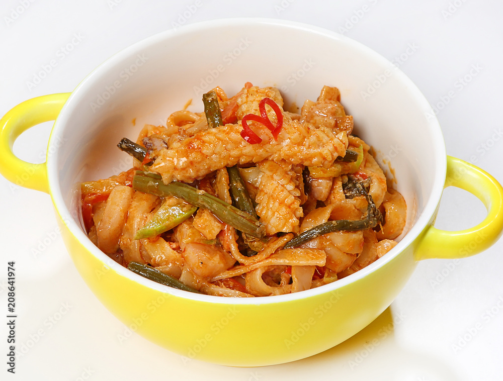 Udon with seafood (Udon noodles with seafood, fern, zucchini, bell pepper, with sauce) Udon with seafood (Udon noodles with seafood, fern, zucchini, bell pepper, with sauce)