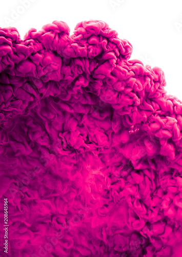 Color pink drop in water, p...