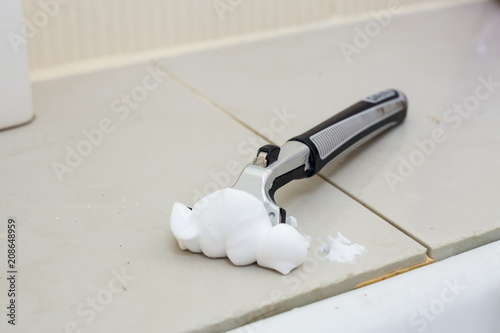 Razor with shaving foam