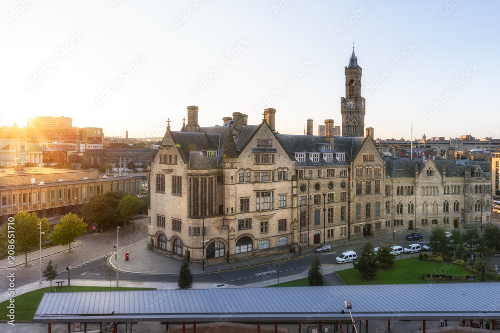 Naklejka premium Bradford city Town hall